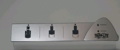 TRIPP-LITE Model TLP707TEL 7 Outlet Surge Suppressor 7ft Cord Tested