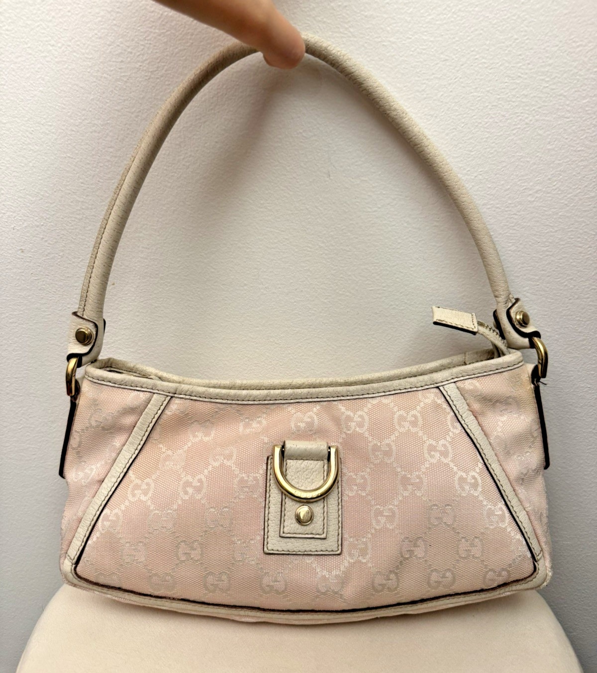 Auth Pink Gucci Abbey Canvas and Leather Monogram Mini Shoulder Bag