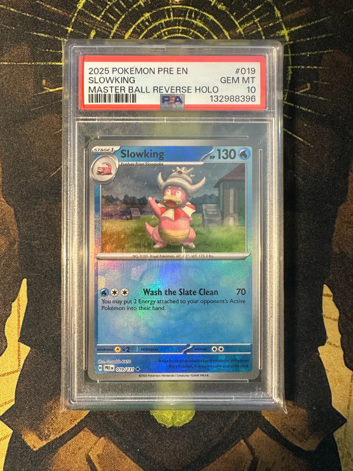 Pokemon Slowking 019/131 Prismatic Evolutions Master Ball PSA 10