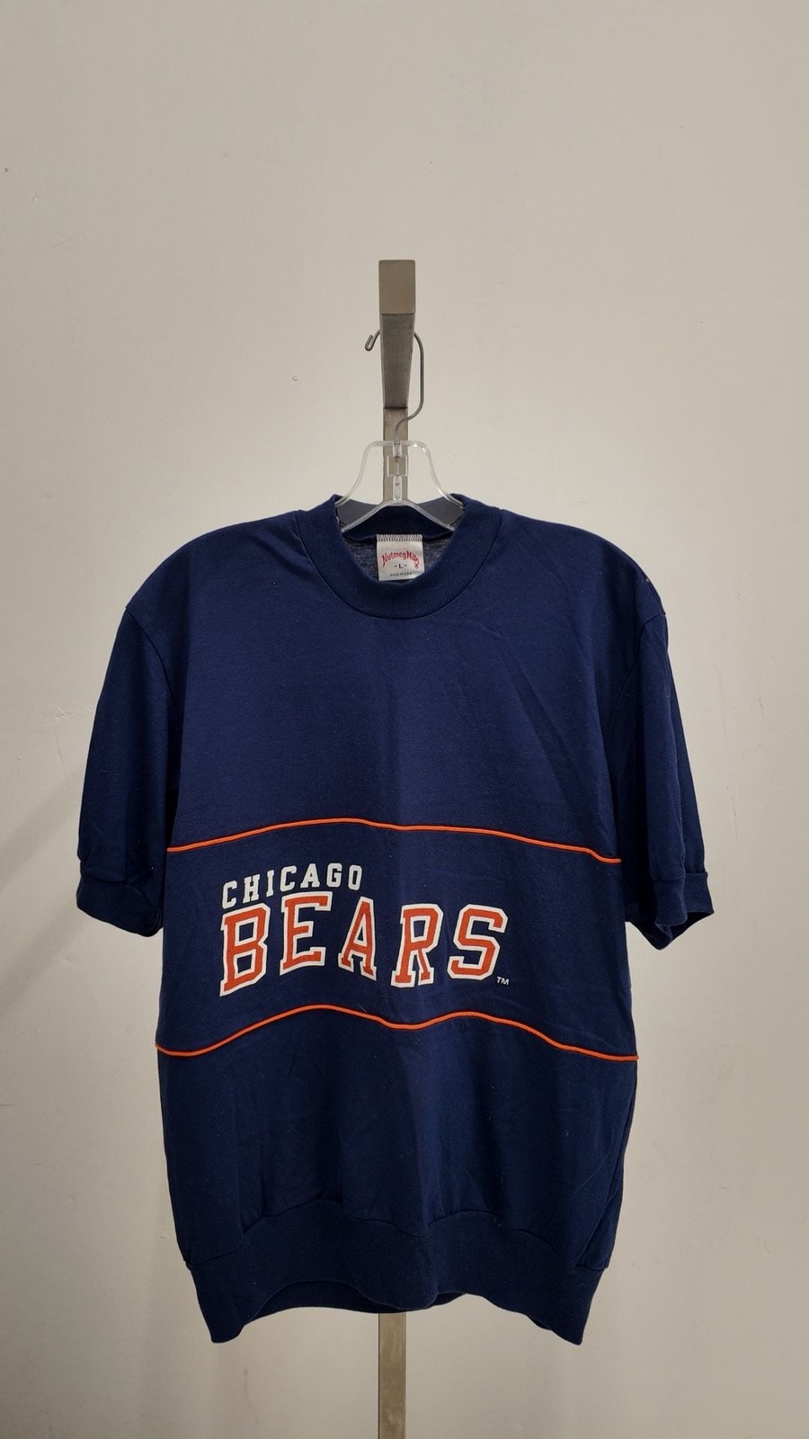 Vintage 1980s Chicago Bears Short Sleeve Sweatshirt – Nutmeg Mills – Navy (L