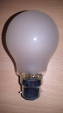 Image of 40w 60w 75w 100w 150w 200w Clear/Frosted GLS Light Bulbs BC Push In B22 Bayonet