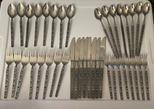 Eldan ELD11 Stainless Japan Mexicaly Mexicali Rose Silverware 40pc 8 Servings