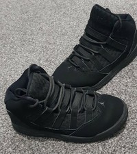 jordan nursery max aura trainer