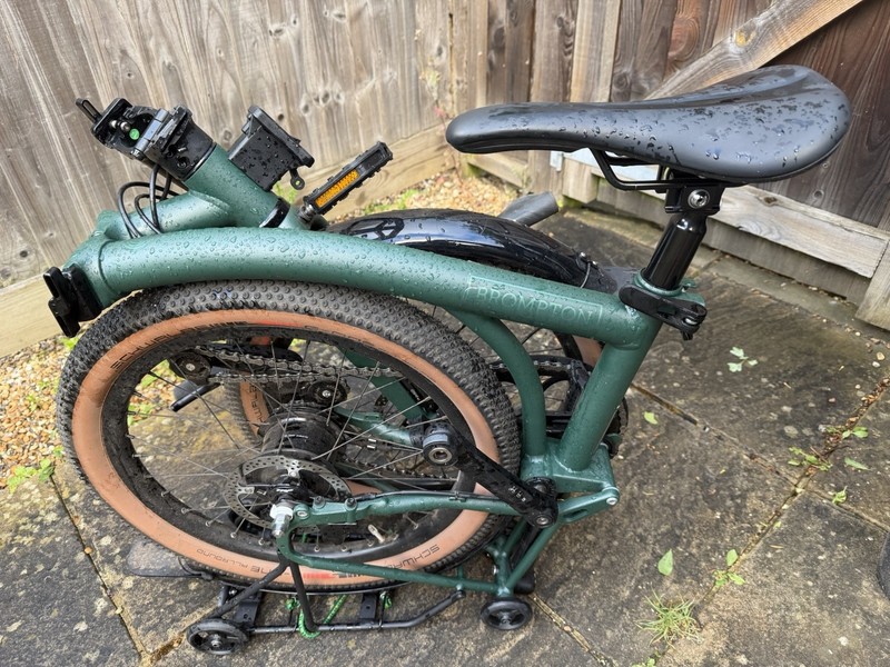 Brompton G Line 8 speed Folding Bike with Large LUGGAGE bag Medium size frame.