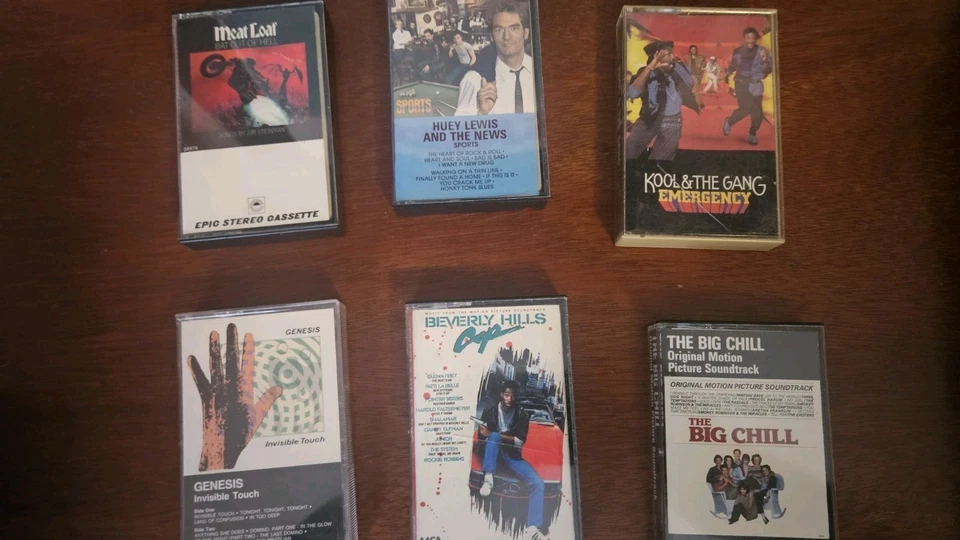 Cassette Tape Lot Of 12 Tapes Various Artists Plus Case . The Case Has Some Flaw - Image 2 of 4
