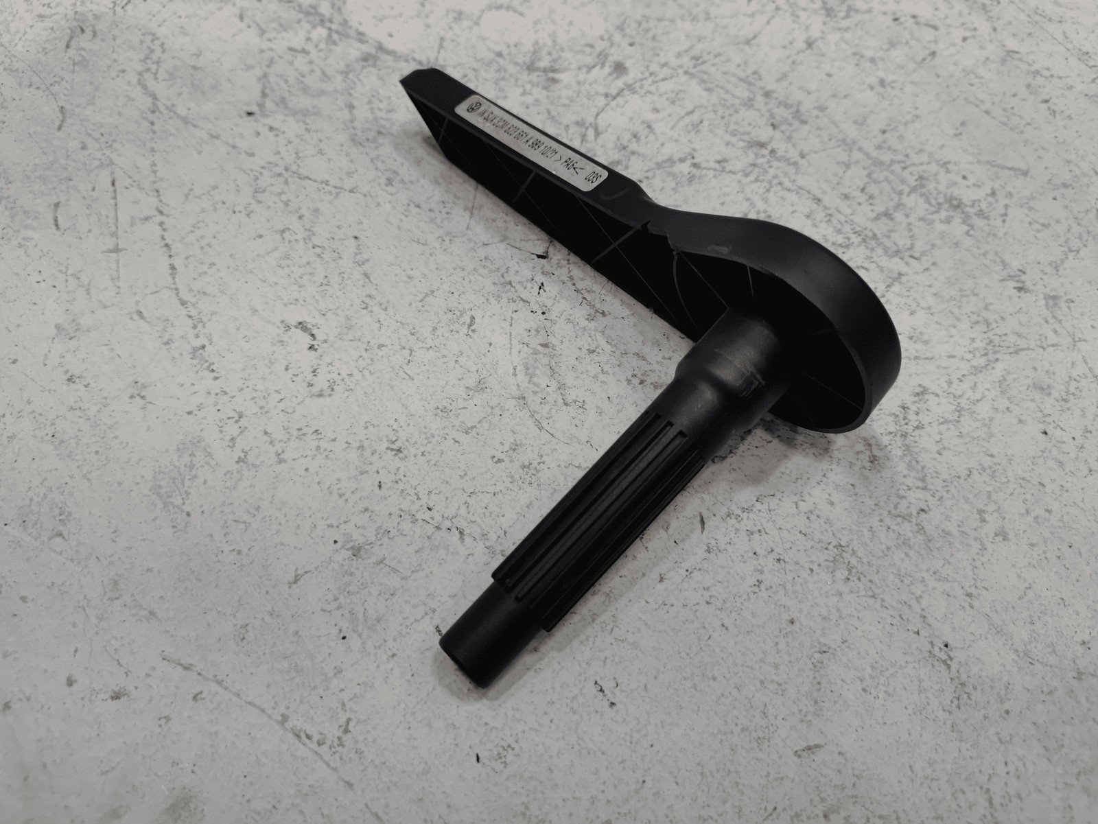 2021-2025 VOLKSWAGEN ATLAS HOOD BONNET RELEASE LEVER HANDLE OEM