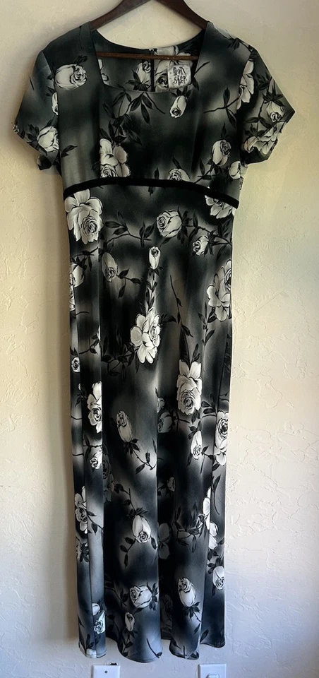Vintage 90s Y2K Dark Floral Empire Waist Maxi Dress 13 14 Rose Whimsigoth Goth - Image 3 of 4