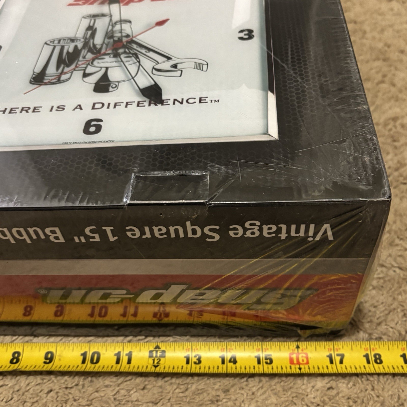 Snap On Tools SSX17P112 Vintage Square 15" Bubble Clock New in Box Sealed