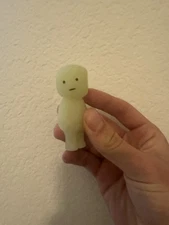 SMISKI Series 4 Stuck GLOW IN THE DARK Figure Dreams Japan Rare