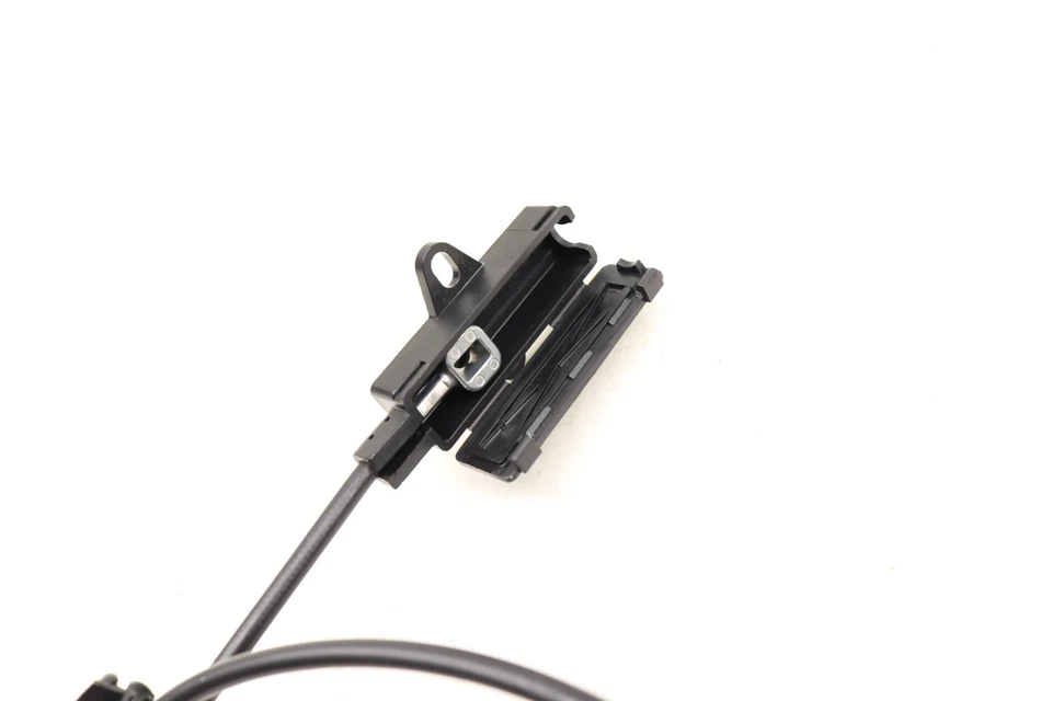 VW PASSAT CC 2009-2012 - ASIENTO TRASERO IZQUIERDO respaldo liberación 8K5885681 Foto 2 de 4