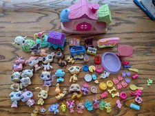 Littlest Pet Shop Figures and Accessories Lot LPS