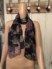 Woman  s Beautiful Vintage Scarf With Lilac Floral Print Measuring 12X60