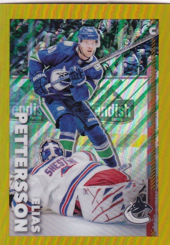 2022-23 Topps Chrome NHL Sticker #486 Elias Pettersson SP GOLD  /50 MADE