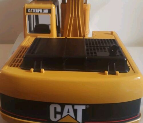 BRUDER Caterpillar Cat Excavator Toy - Picture 11 of 12