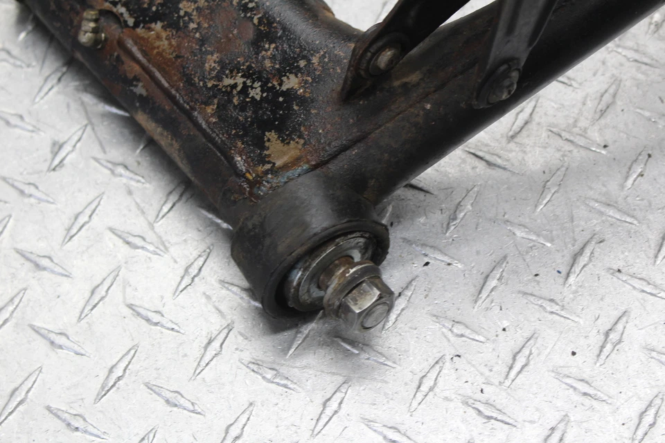 Yamaha DT250 1975 basculante brazo oscilante suspensión OEM Foto 2 de 4