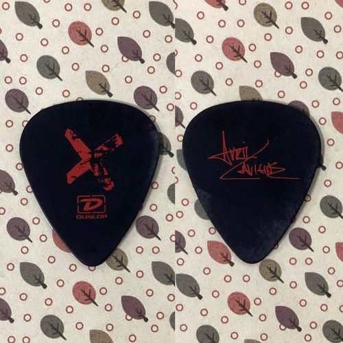 Avril Lavigne Guitar Pick Custom Sig Model 2005 Under My Skin Tour