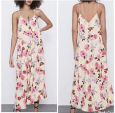 NWT Zara FLORAL PRINT DRESS TRF-Vanilla size XS