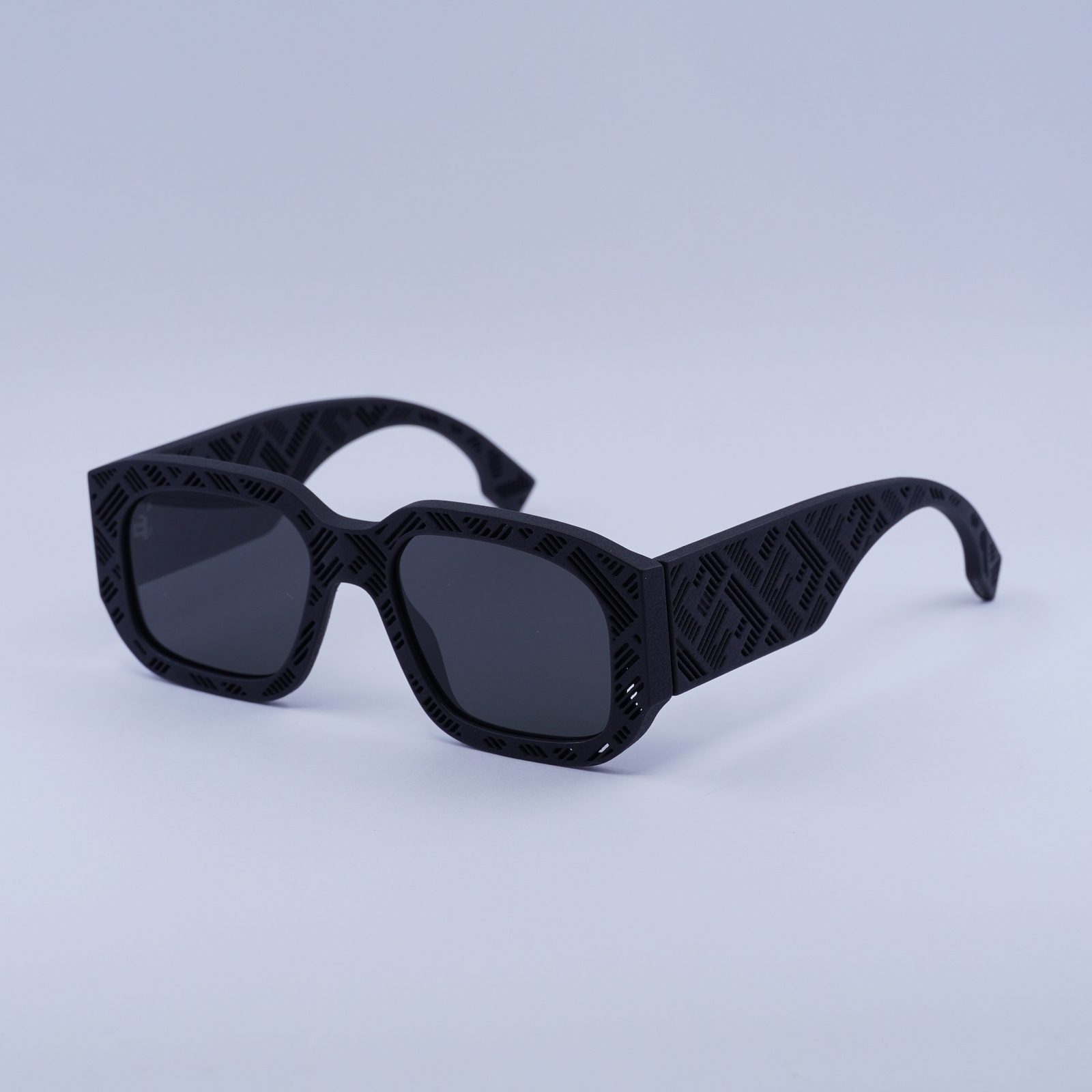 Fendi FE40113I 02A Matte Black Smoke Sunglasses 52-19-145 New Authentic