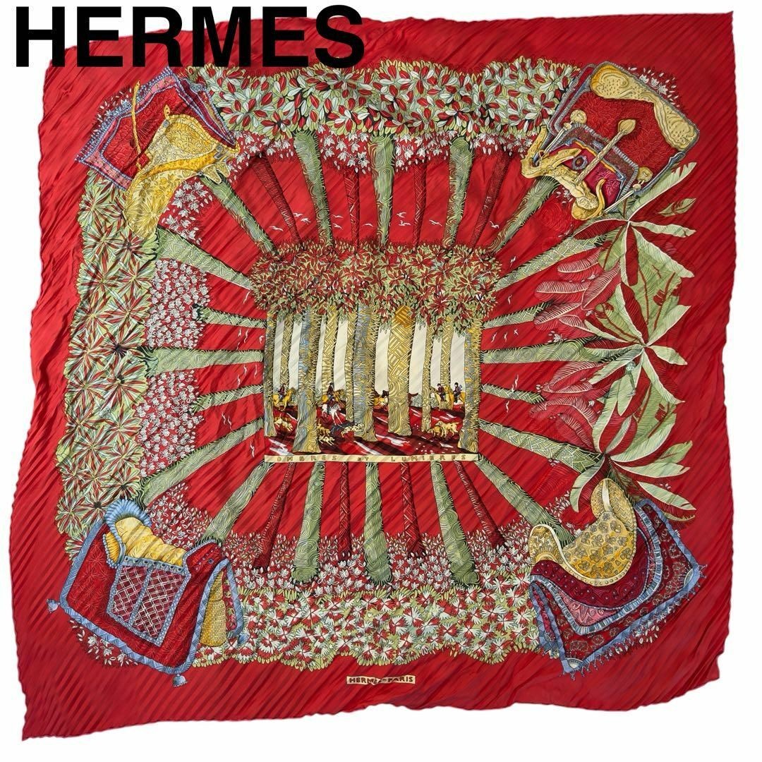 HERMES Pleated Carree Ombres et Lumières Silk Scarf