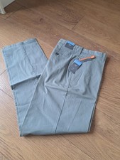 M & S MENS REGULAR FIT CHINOS - ACTIVE WAIST - LIGHT GREEN - W36 L33 - BNWT
