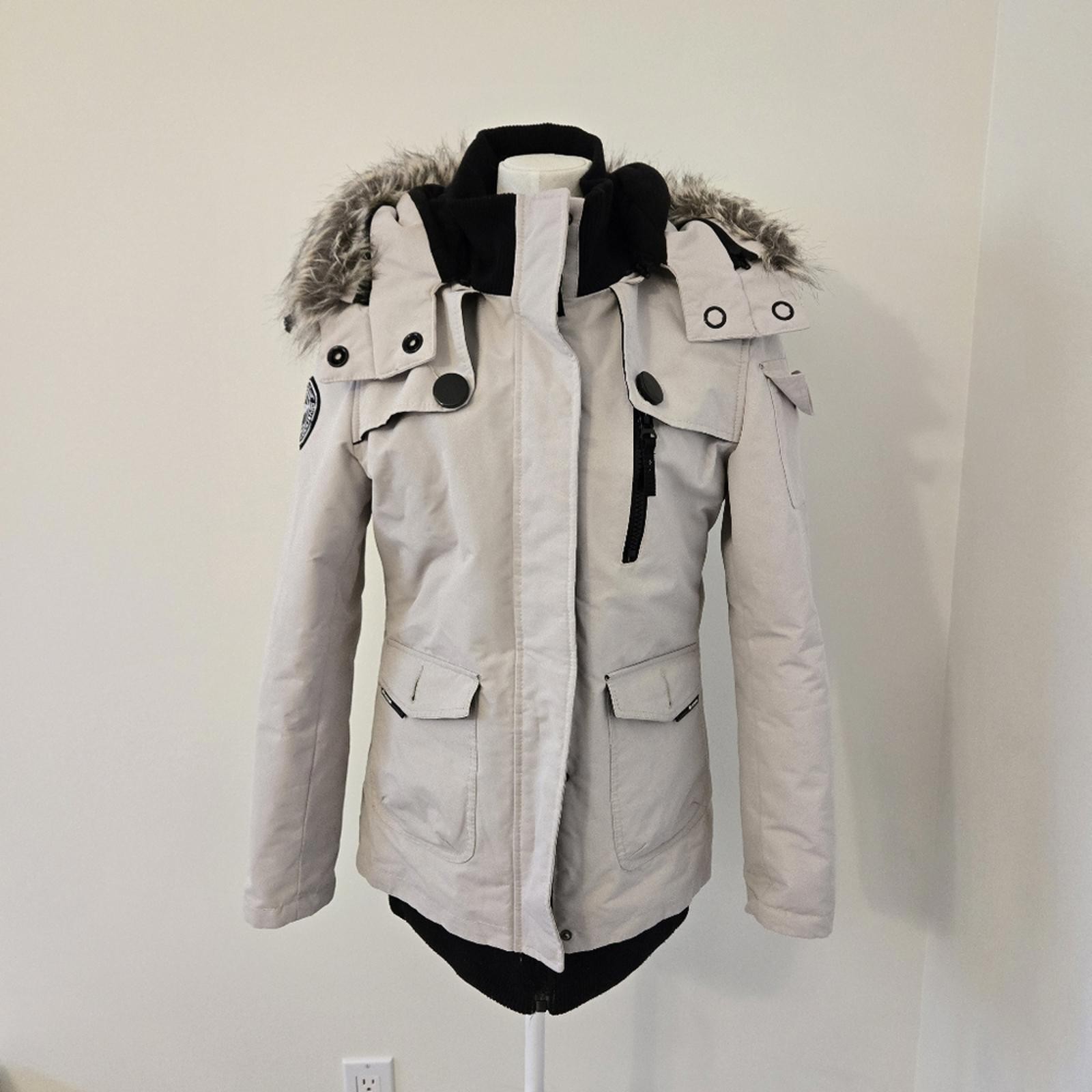 Noize Winter Jacket Size Medium - image 2