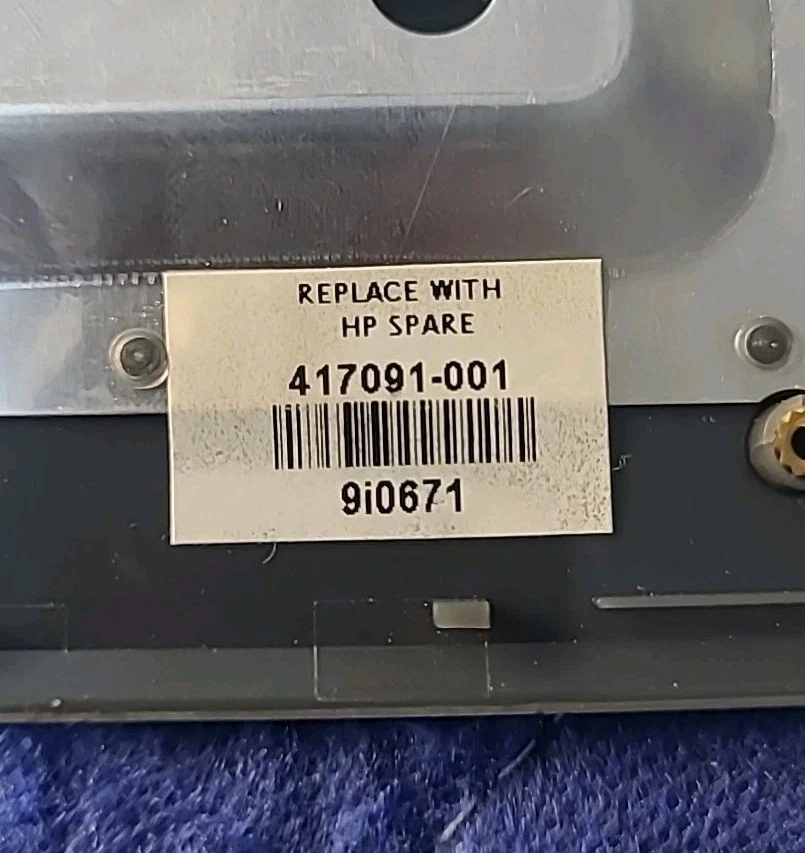 Compaq Presario V3000 reposamanos sin trackpad usado OEM 417091-001 Foto 3 de 4