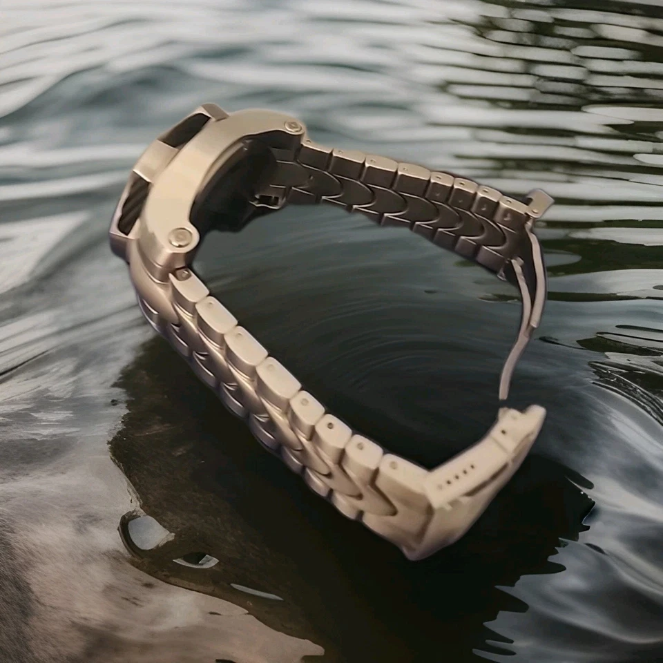 Invicta Venom 52mm 1000m water resistance - image 3 of 4