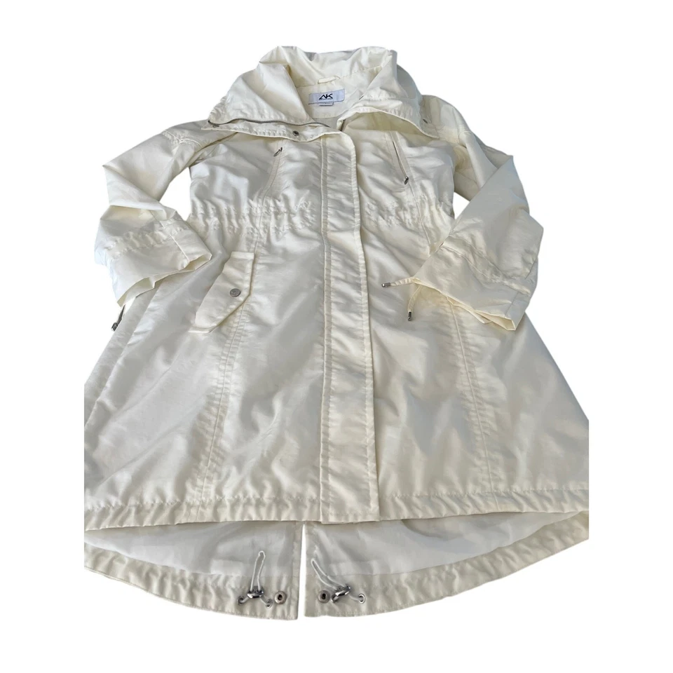 Chaqueta parka cortavientos blanca deportiva AK Anne Klein para mujer talla grande  Foto 4 de 4
