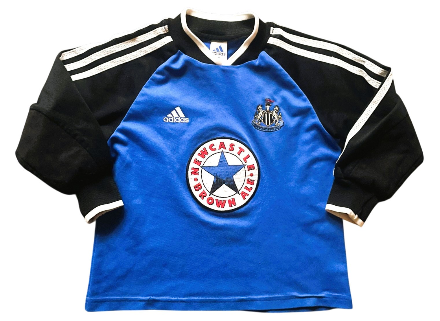 Vintage Adidas Newcastle Goalkeeper Shirt 1999-00 (good) Small Boys 128