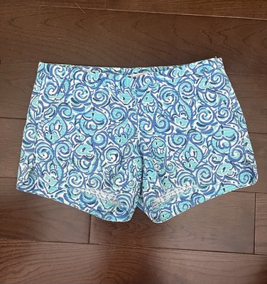 Lilly Pulitzer Size 2 Adie Shorts in Textured Chasing Tail Blue Fish Print