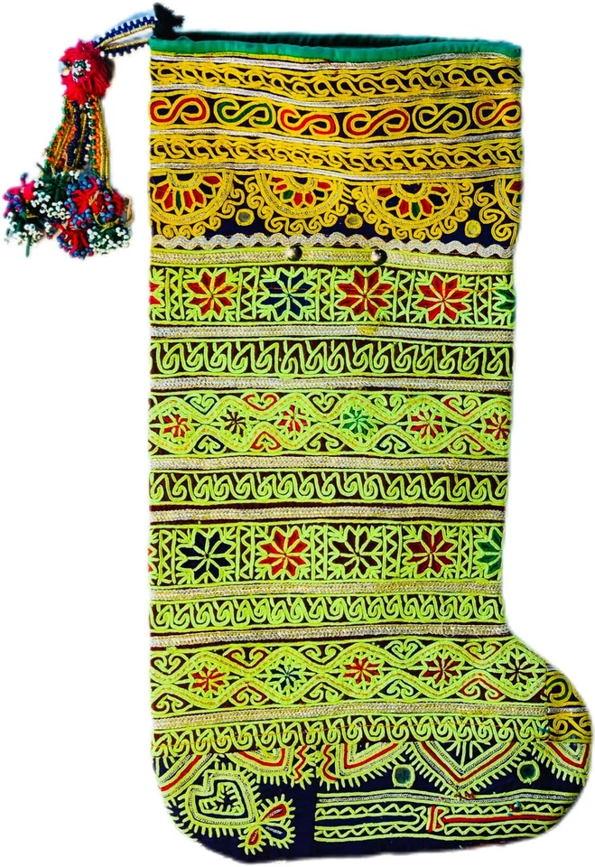 Calcetines de Navidad bordados afganos hechos a mano - decoración festiva de ... - Imagen 2 de 4