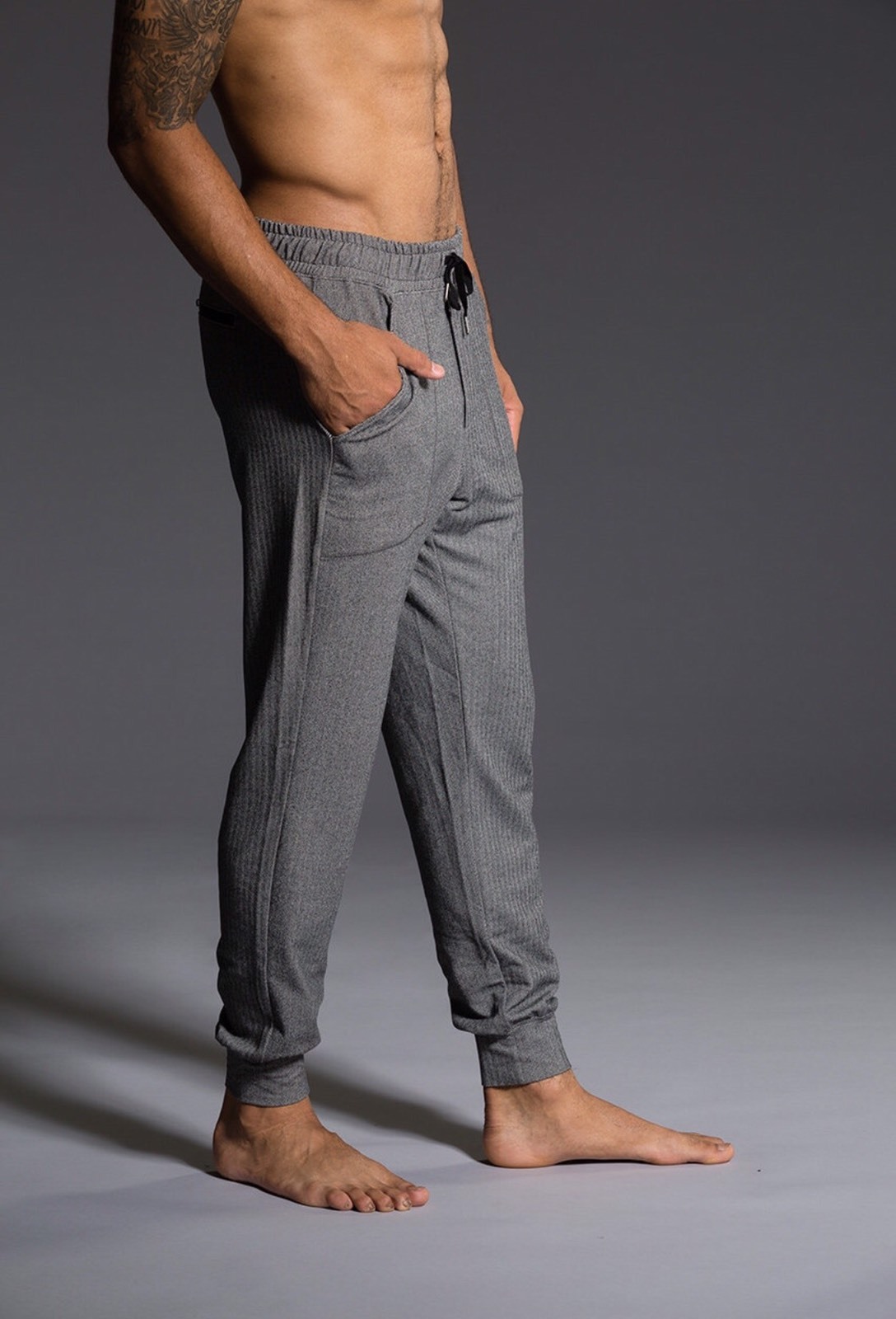 Onzie Mens Yoga Shorts