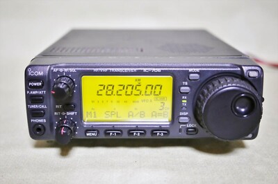 ICOM IC-706 HF 50M 144MHz オールモード ハイパワー機 ICOM IC-706 HF 50M 144MHz オールモード ハイパワー機 ICOM IC-706 HF