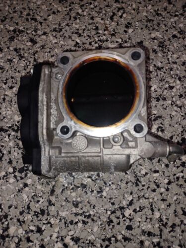 Nissan/Infiniti Throttle Body Hitachi Sera 526-01 OEM - Used - Picture 14 of 15