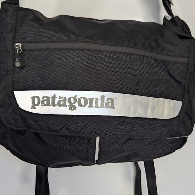 Patagonia Messenger Laptop Bag | Black Patagonia Shoulder Bag