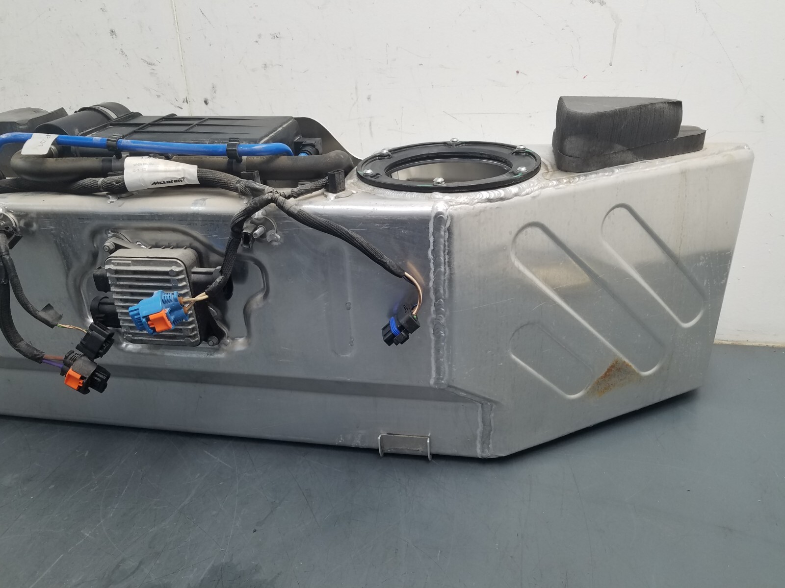 2019 McLaren 600LT 600 LT Fuel Tank / Controller / Harness #6618 H2