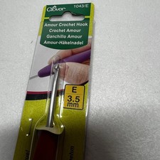 Clover Amour Crochet Hook E 3.5mm Easy Grip Handle