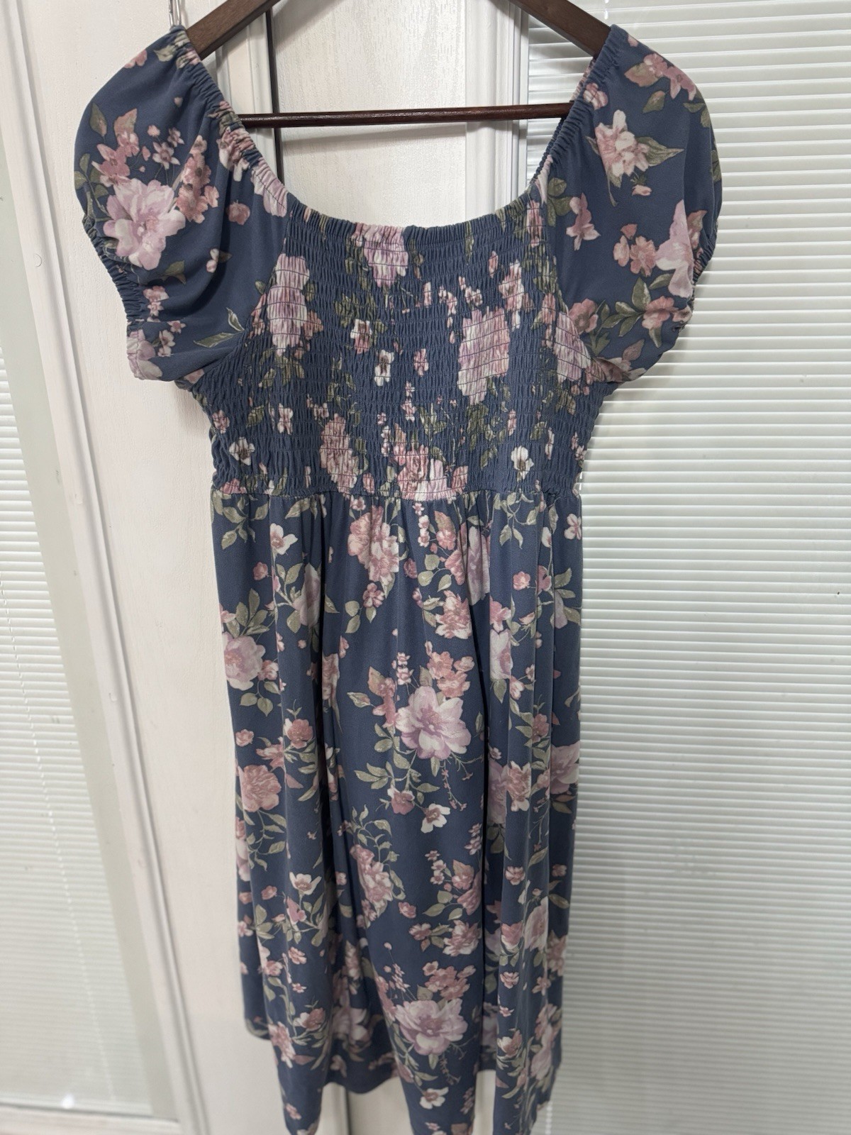 derek heart floral maternity dress Size Medium