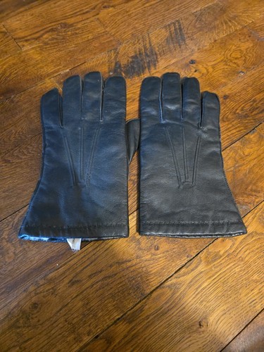 Vintage Leather Fur Lined - Medium/Large Clean
