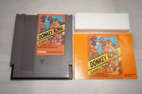 Donkey Kong Classics (Nintendo NES) Complete in Box CIB