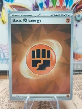 SVE014 Basic Fighting Energy Holo/Shiny Pokemon Prismatic Evolutions Single Card