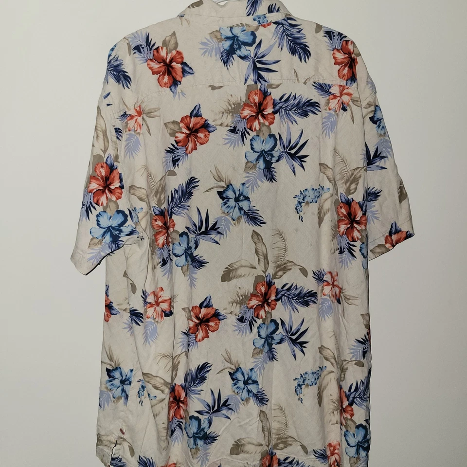 Tommy Bahama Baseball 100% Silk Button Up Men's Size 3XL Chicago Cubs MLB - image 2 of 4