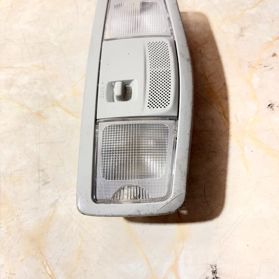 Mitsubishi Lancer CY/CZ Front Roof Dome Reading Light 2008-2017 OEM 8401A009 - Image 4 of 4