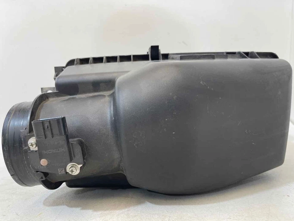 Fits 2016 - 2022 HONDA PILOT 3.5L Air Cleaner Box Assembly 172115J6A10 OEM - Image 3 of 4