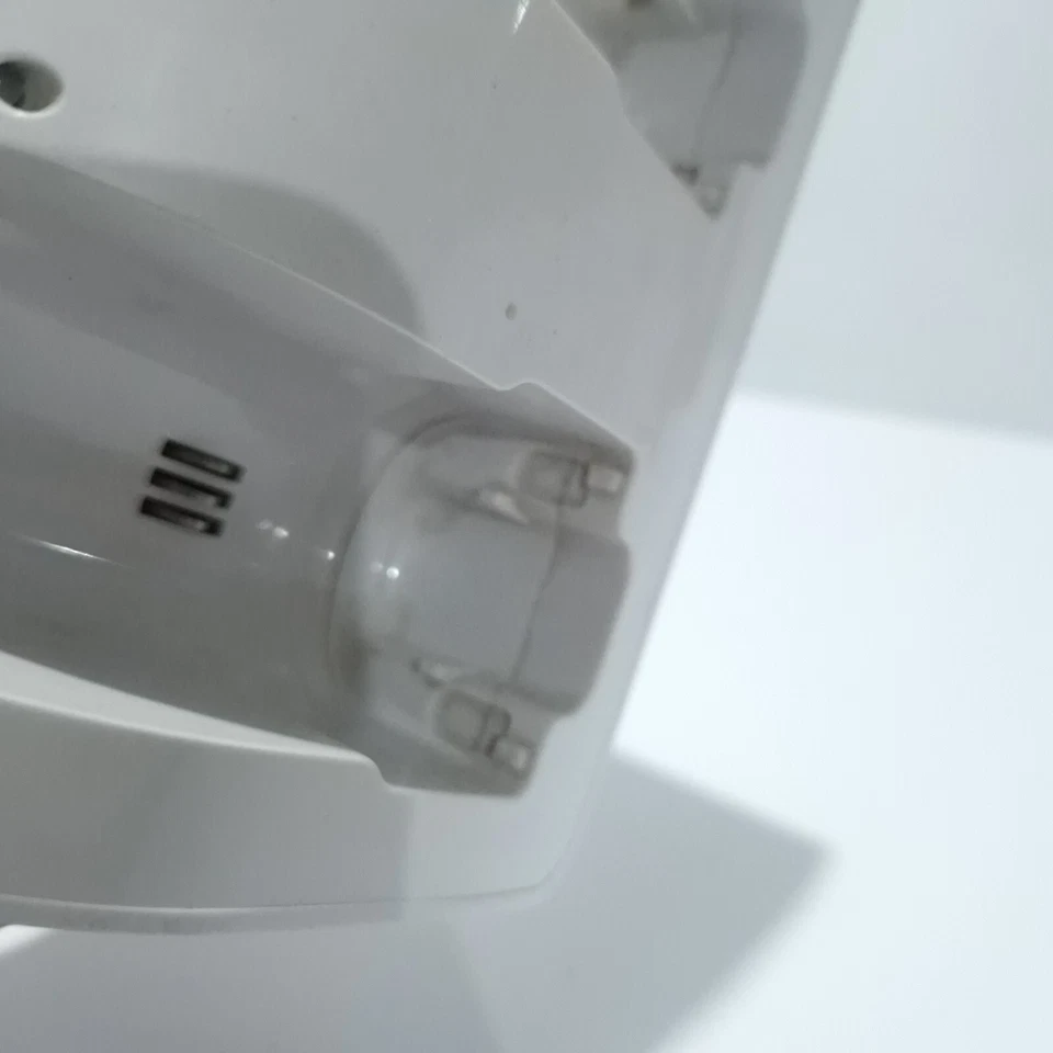 Nintendo Wii - Gameware Double Charging Station Wiimote Controller - Image 3 of 4