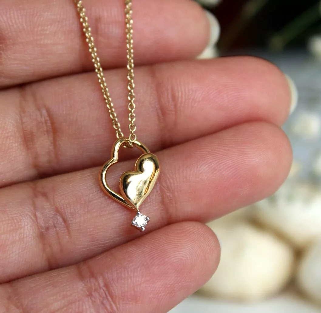 Gold heart charm necklace outlet