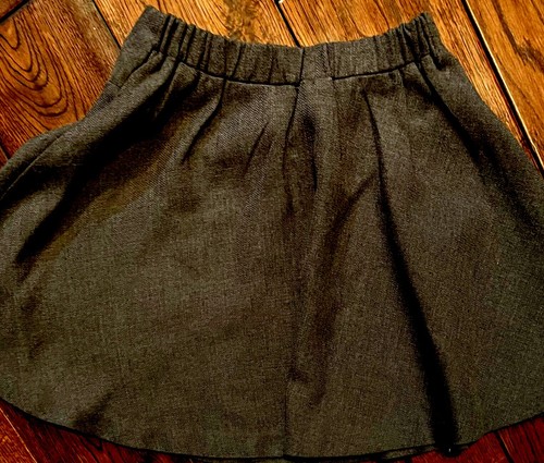 Girls Gray Herringbone Skirt Size 5 Embroidered Flowers. BONNIE JEAN - Picture 4 of 5