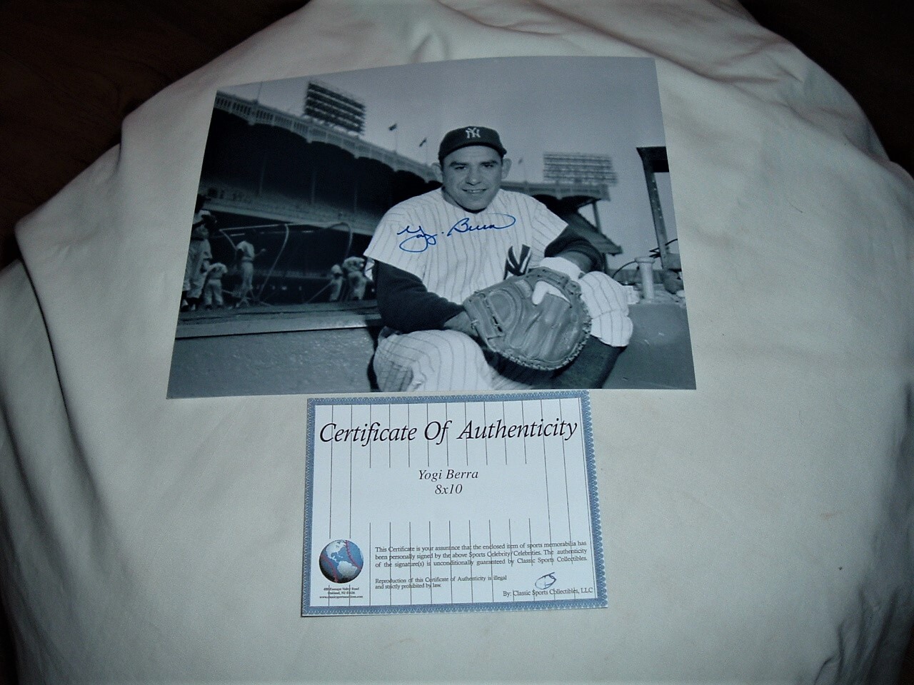 Yogi Berra Autographed Signed 8/10 CERTIFIED 