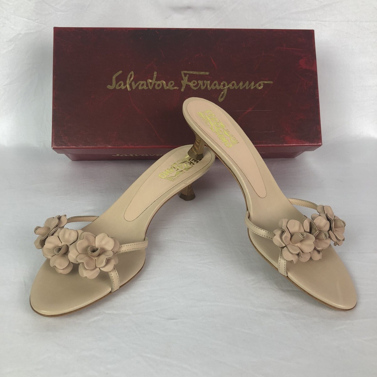 Vara pump - Women | Ferragamo