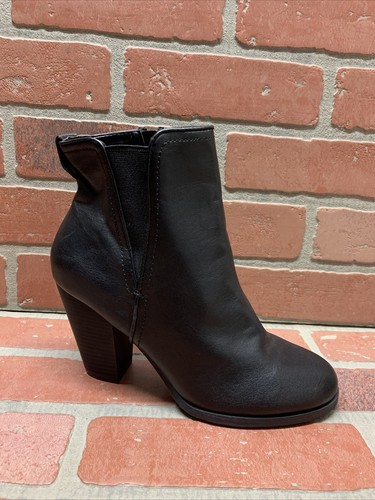 CALL IT SPRING Black Faux Leather Side Zip Block Heel Ankle Boots Women Size 7.5 - Picture 3 of 8